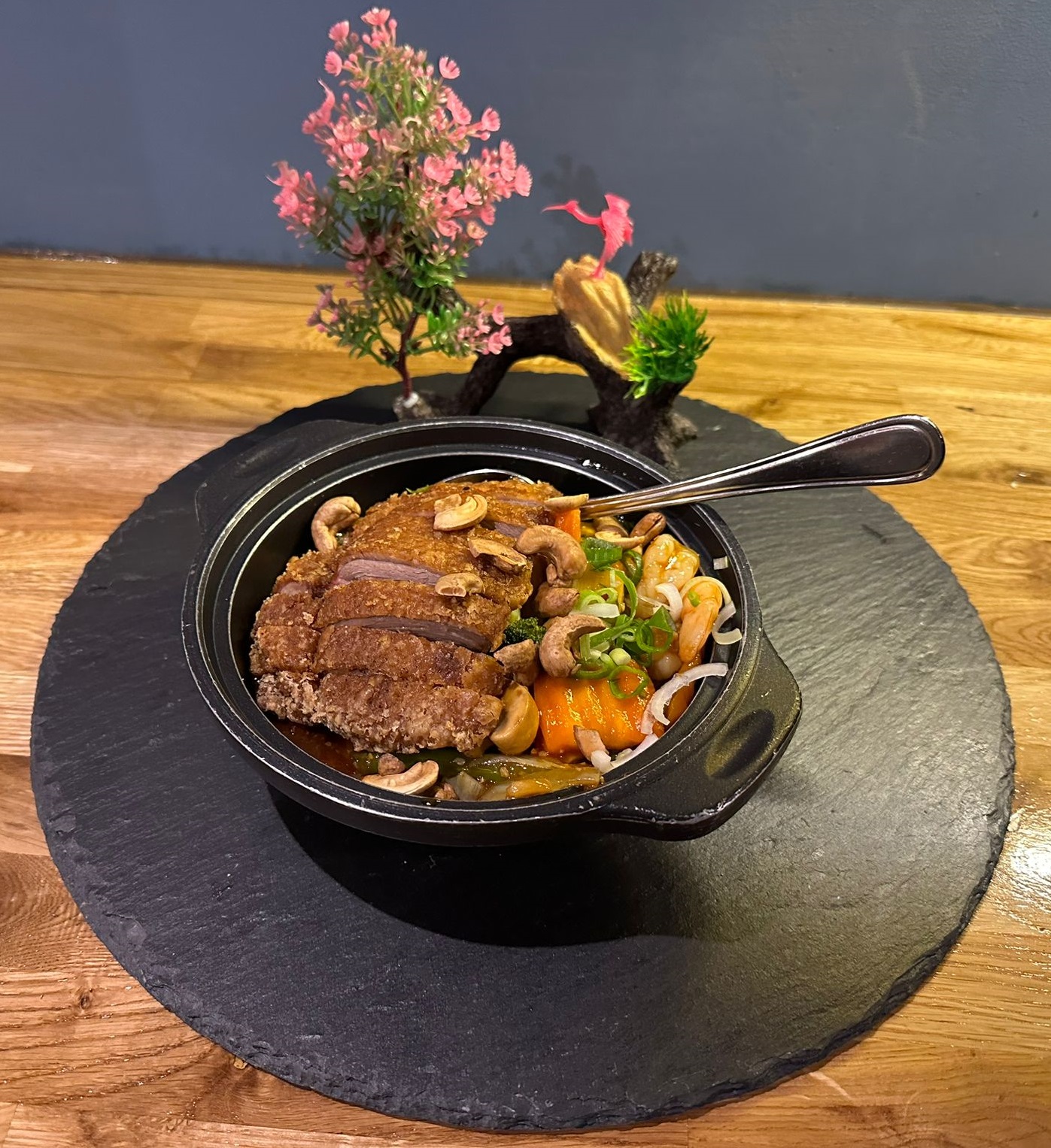 Ped Lau Deng (mit Knoblauch und scharf)